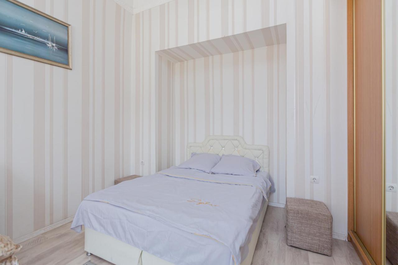 Apartment подобово вулиця данилишина біля краківського ринку місто *